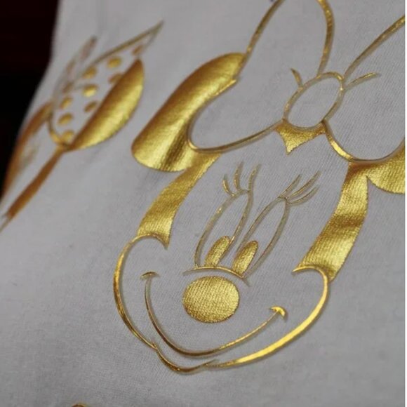 Disneyland Hong Kong White & Gold Foil Minnie Mouse TEE M - Picture 4 of 9